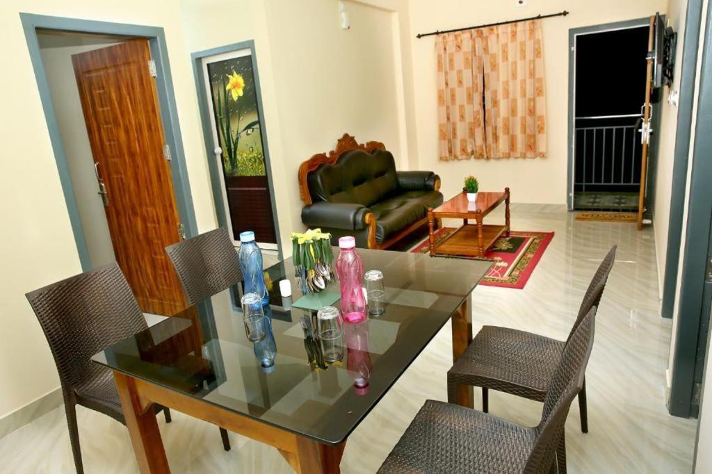 Loyal Residency Sultan Bathery Exterior foto